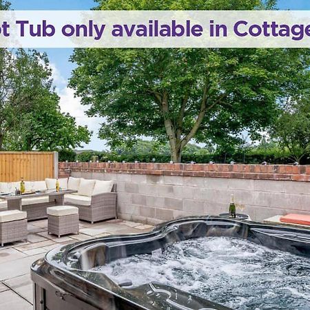 The Cottages At Ivy Farm By Charles Alexander Short Stay Lytham St Annes Ngoại thất bức ảnh